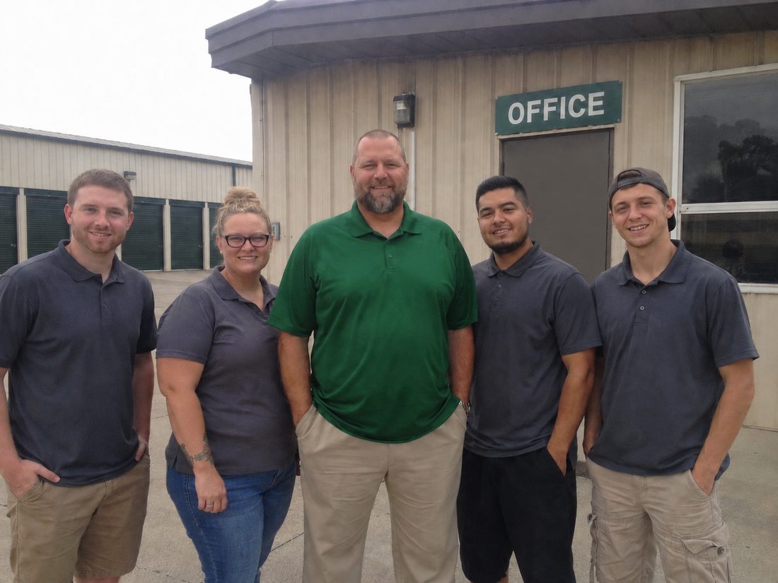 Pest control professionals in Riverview, FL